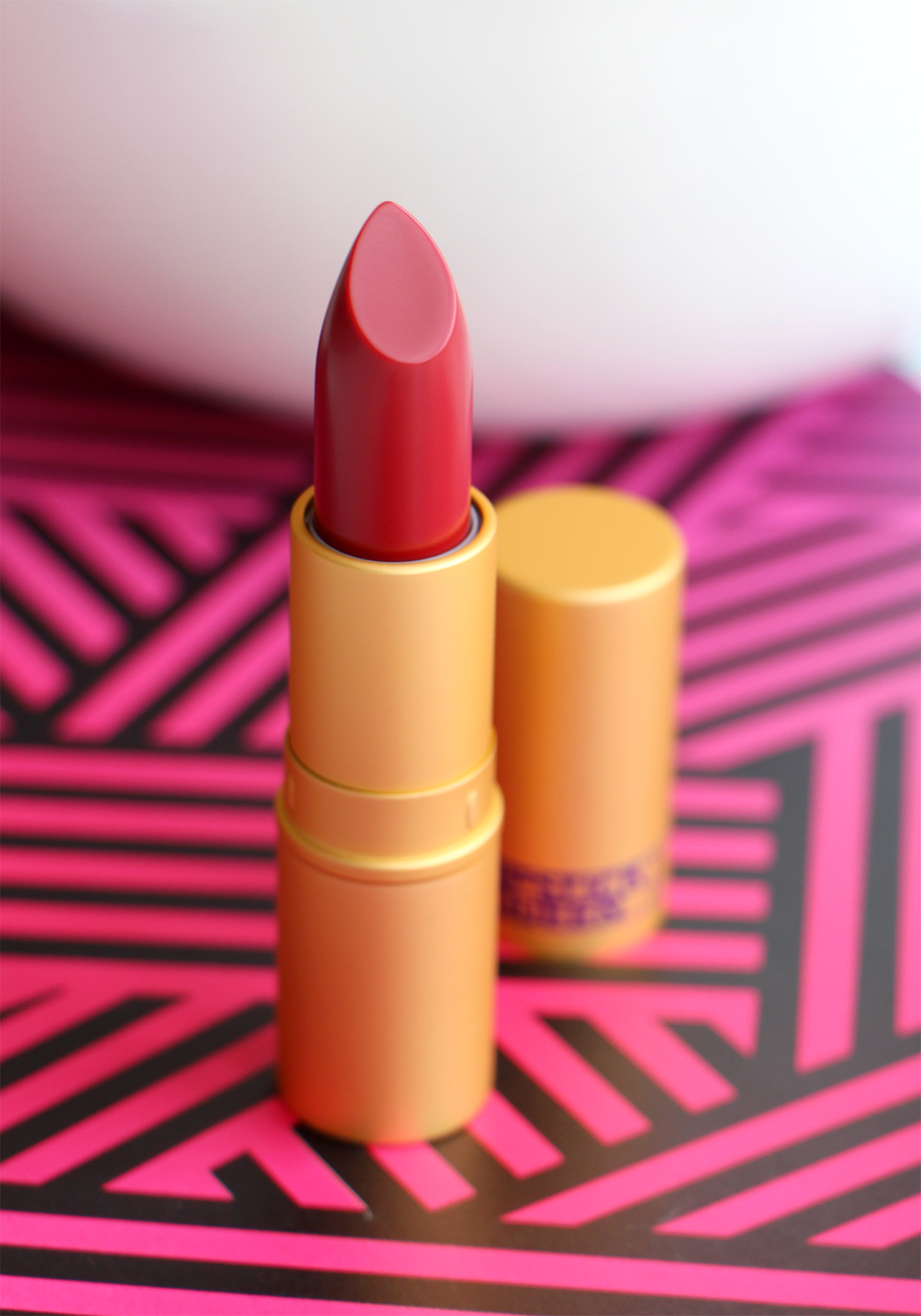 lipstick queen lipstick red sinner LOdoesmakeup Blog Beauté